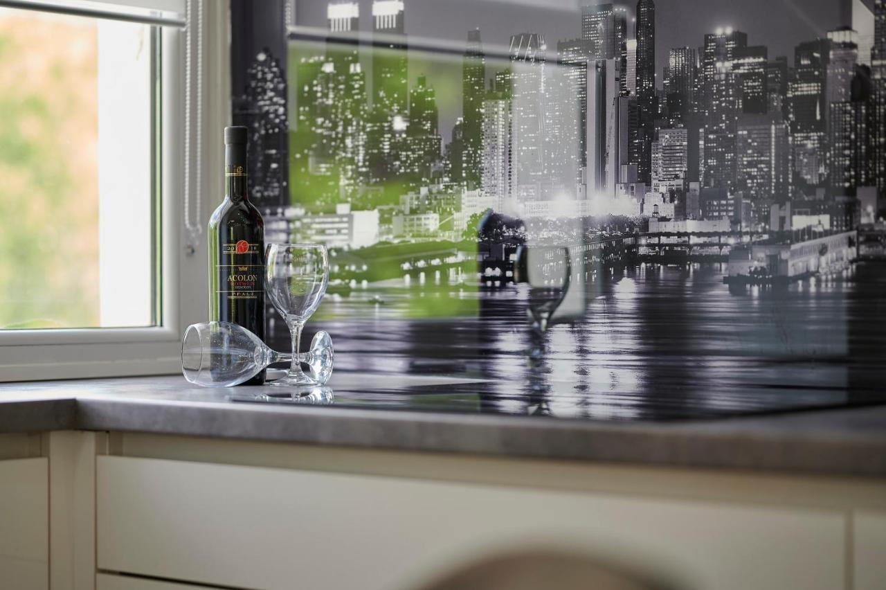 Apartments And Rooms Misic Trogir Bagian luar foto